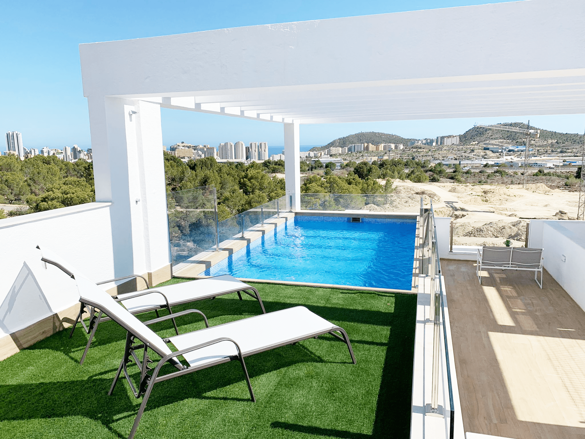 Bungalow con piscina en Alicante